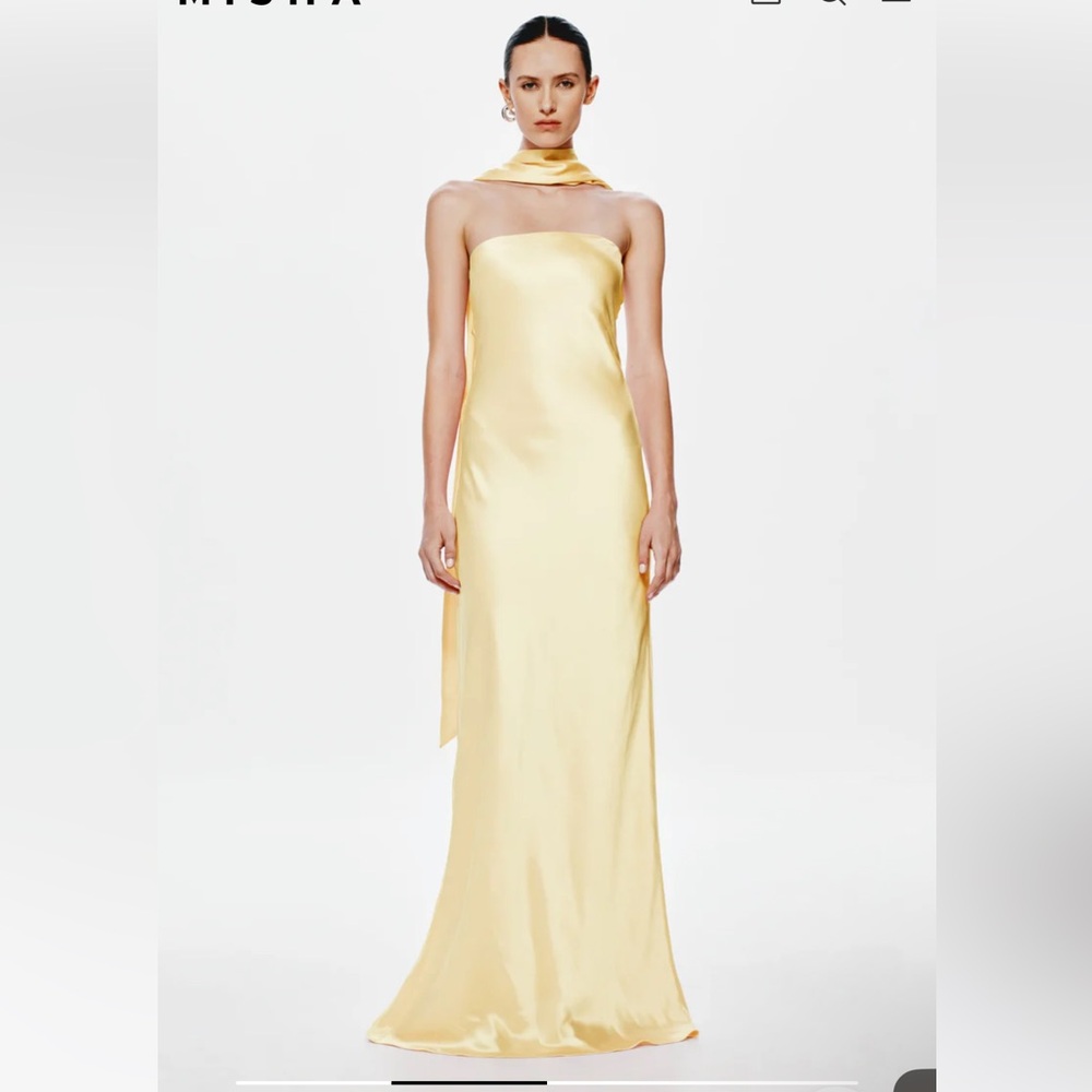NWT never worn Misha Lilia Satin Dress in Soft Yellow